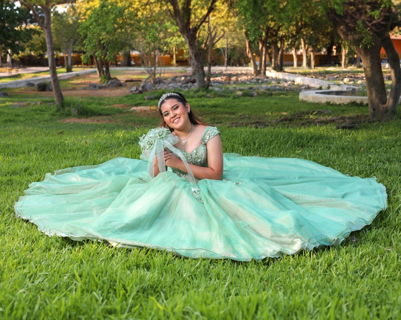 Lupe en su sesión de quince años